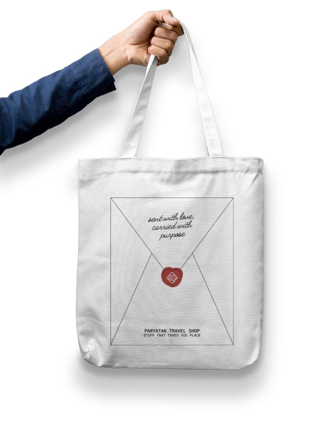 Letter Zipper Tote Bag